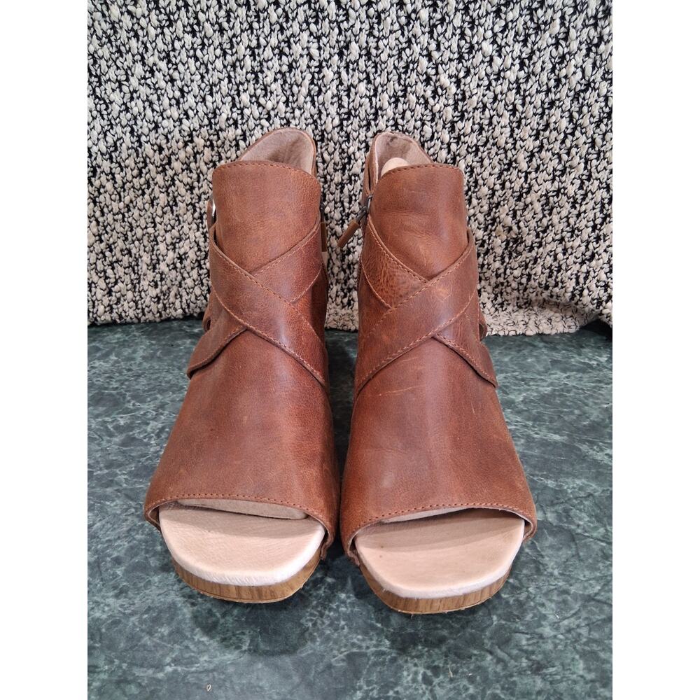 Dansko Sandals SZ 6.5-7 Arlene Platform Peep Toe Leather Stacked Block Heel Boho - Picture 2 of 12